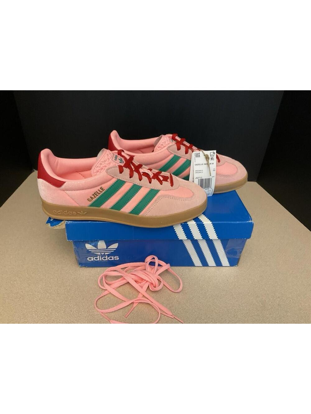 New! Womens Adidas Gazelle Pink Velvet/Green Athletic Shoes. Size 6. Awesome!